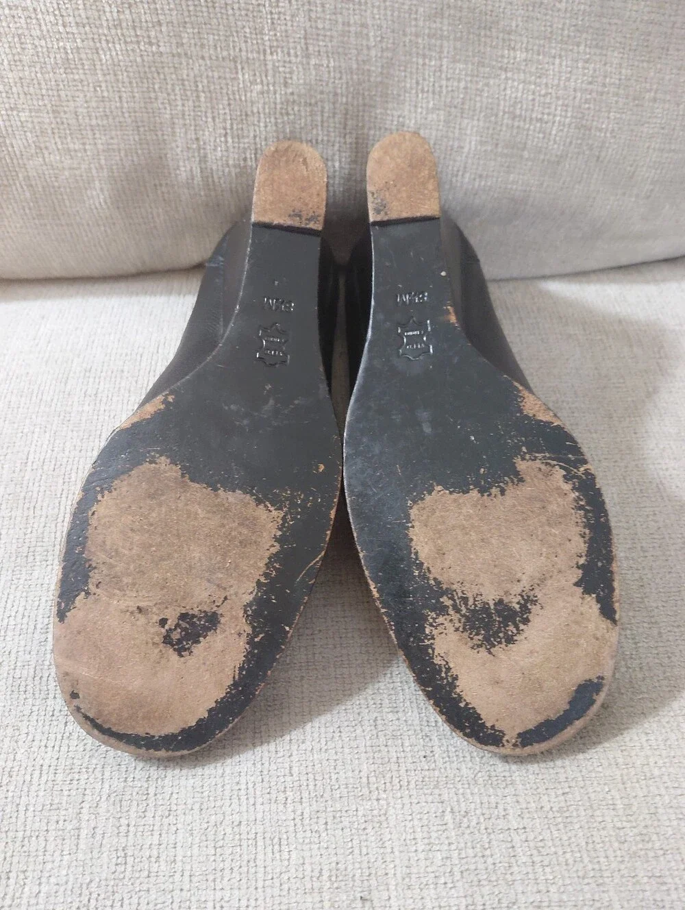 Michael Kors Black Leather Horse Bit Logo Wedges Size 8.5